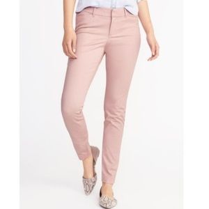 Old Navy Mid Rise Pixie Ankle Pants